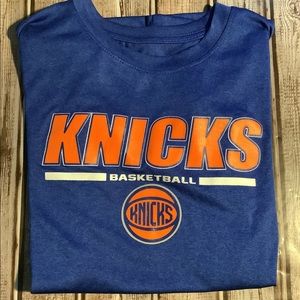 New w/out tag NBA official Knicks Shirt